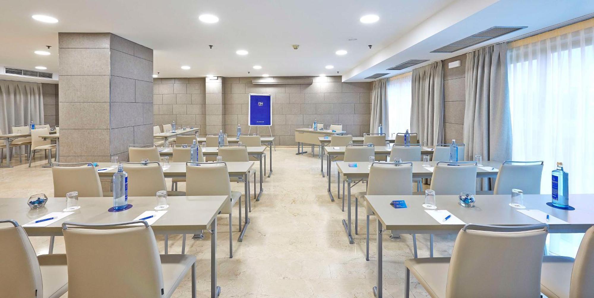 Nh Ciudad De Zaragoza Hotel Kültér fotó
