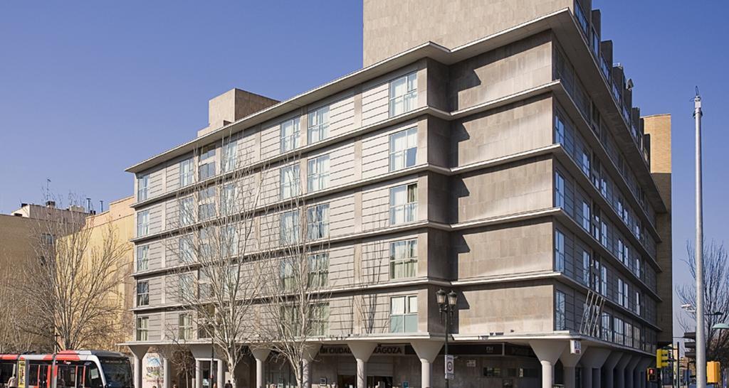 Nh Ciudad De Zaragoza Hotel Kültér fotó
