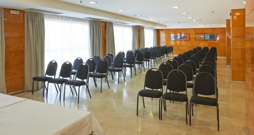 Nh Ciudad De Zaragoza Hotel Kültér fotó