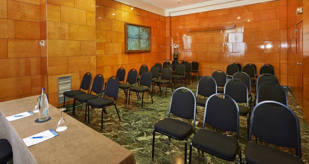 Nh Ciudad De Zaragoza Hotel Kültér fotó