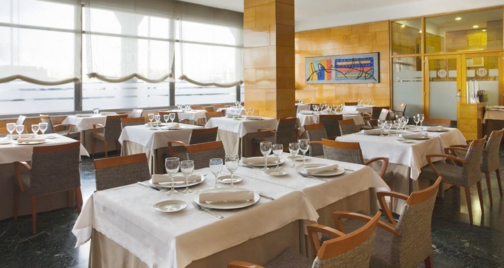 Nh Ciudad De Zaragoza Hotel Kültér fotó